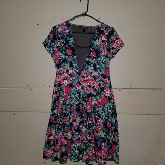 Forever 21+ Casaul Dress - Picture 3 of 4